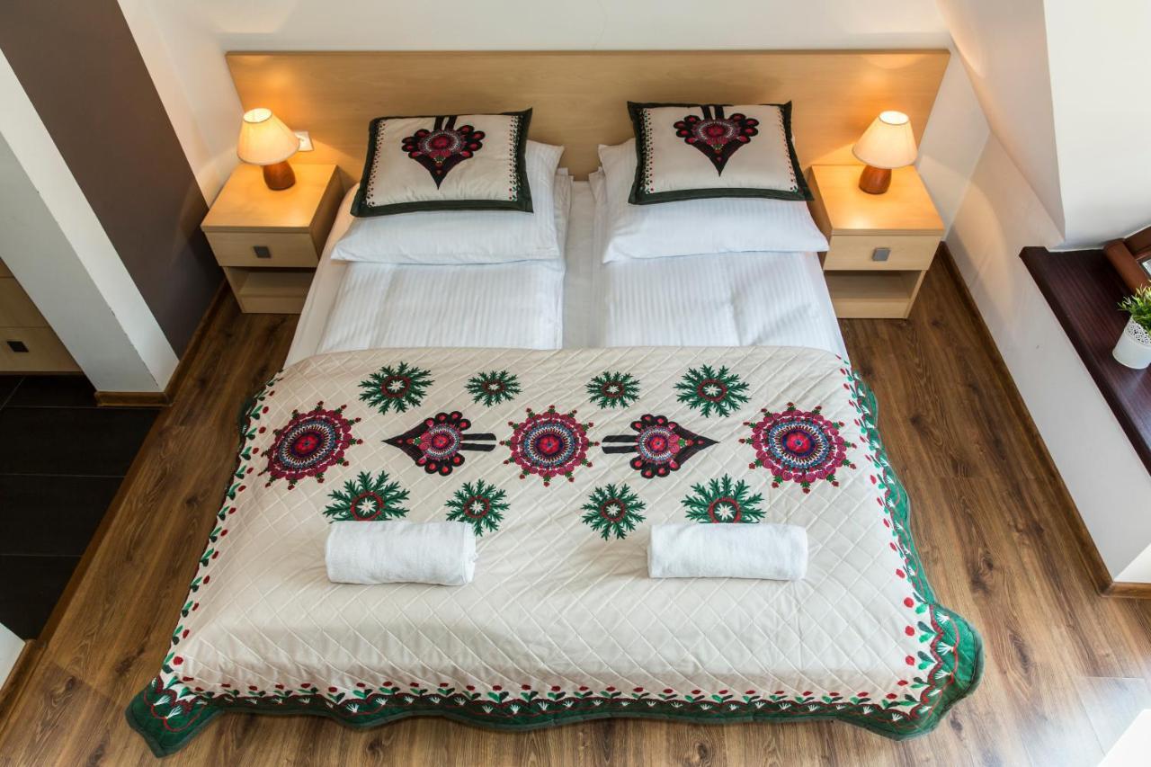 Udanypobyt Apartamenty Przy Dolinach E I F Kościelisko Esterno foto