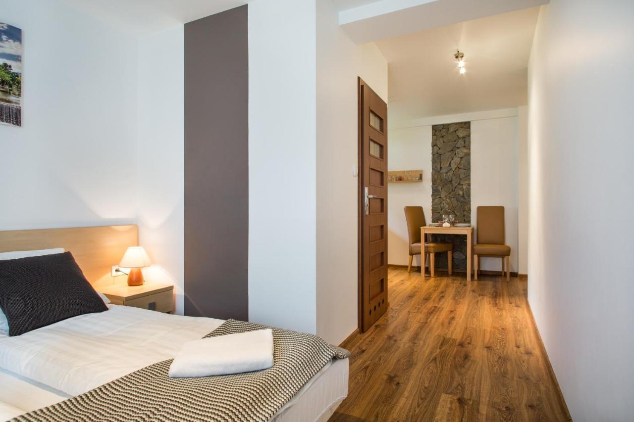Udanypobyt Apartamenty Przy Dolinach E I F Kościelisko Esterno foto