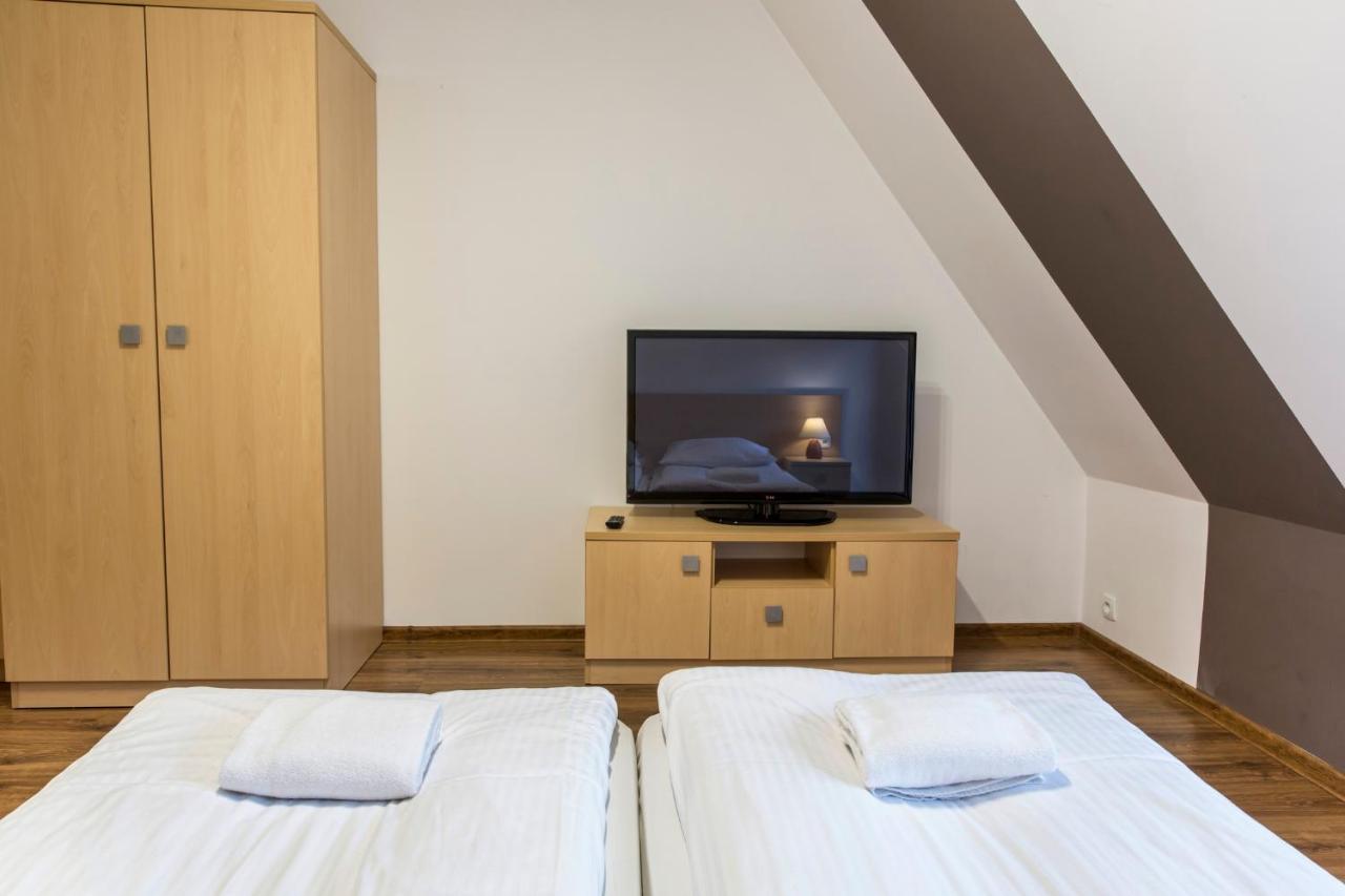 Udanypobyt Apartamenty Przy Dolinach E I F Kościelisko Esterno foto